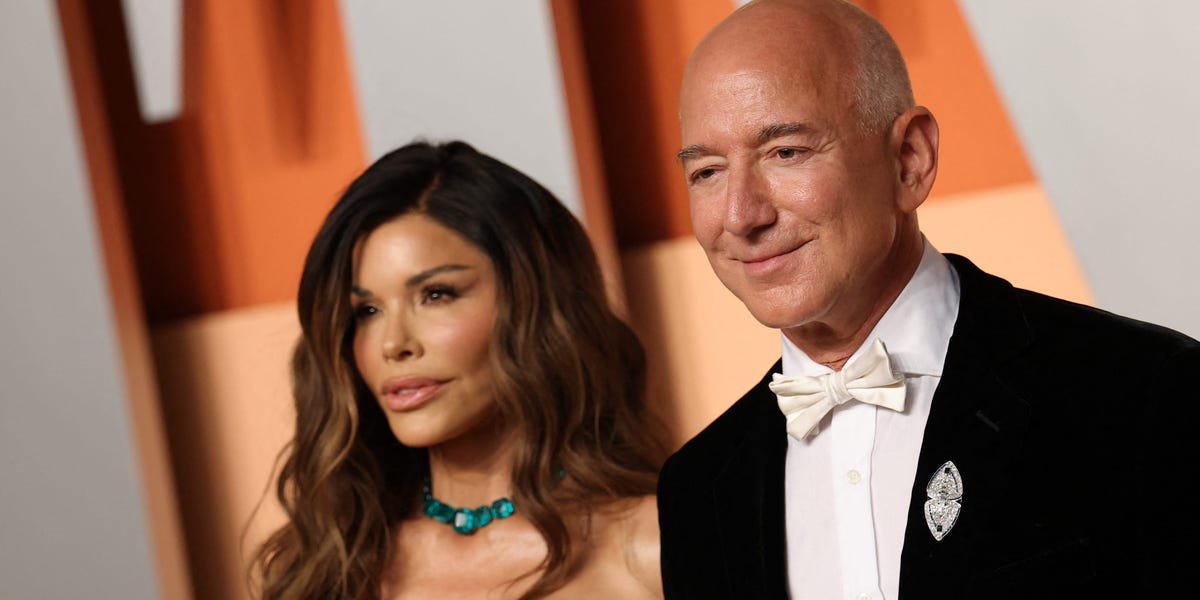 How the Ultrawealthy Do Prenups As Bezos, Sánchez Marry