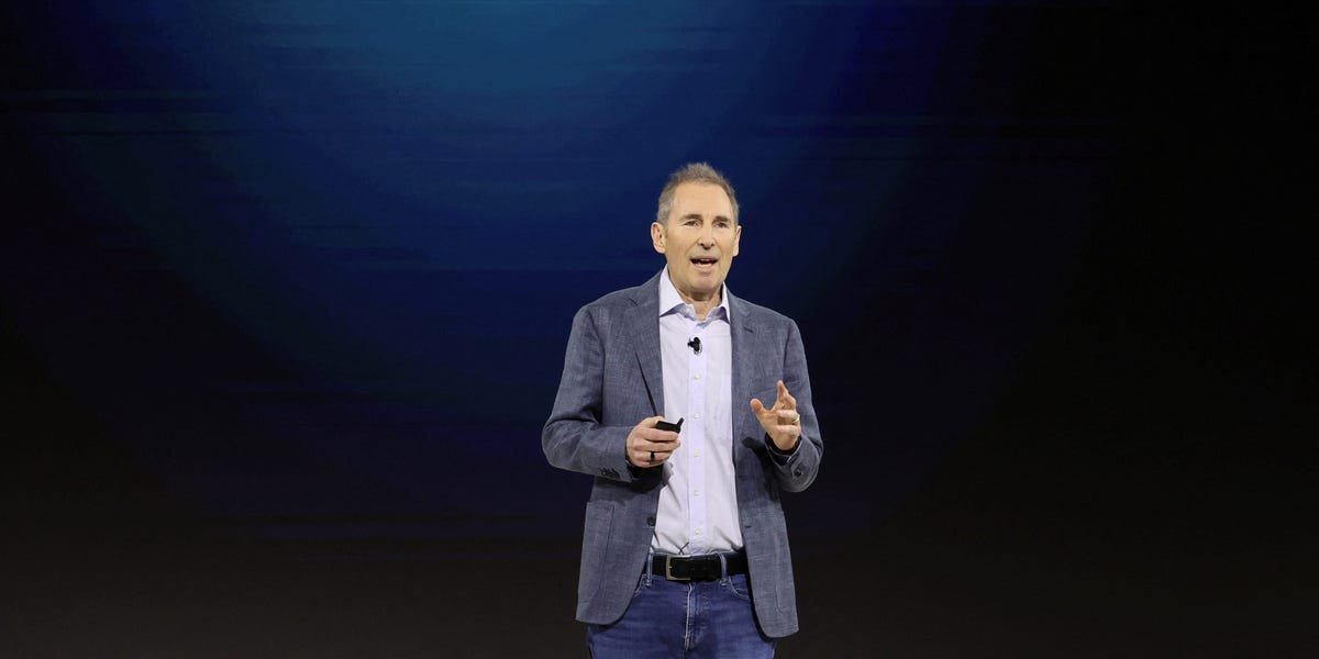 Amazon Rolls Out a Stricter Overview Course of, With Tradition As a Key Metric