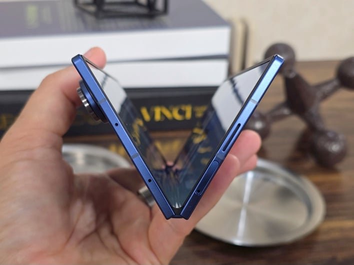 Galaxy Z Fold7 Evaluate: Samsung’s Gorgeous Folding Cellphone Revival Galaxy Z Fold7 Evaluate: Samsung’s Gorgeous Folding Cellphone Revival