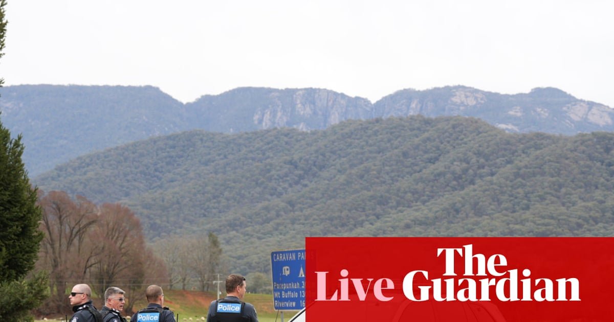 Victoria police capturing stay updates: residents advised to remain house as police seek for offender who allegedly killed two officers | Porepunkah capturing Victoria police capturing stay updates: residents advised to remain house as police seek for offender who allegedly killed two officers | Porepunkah capturing