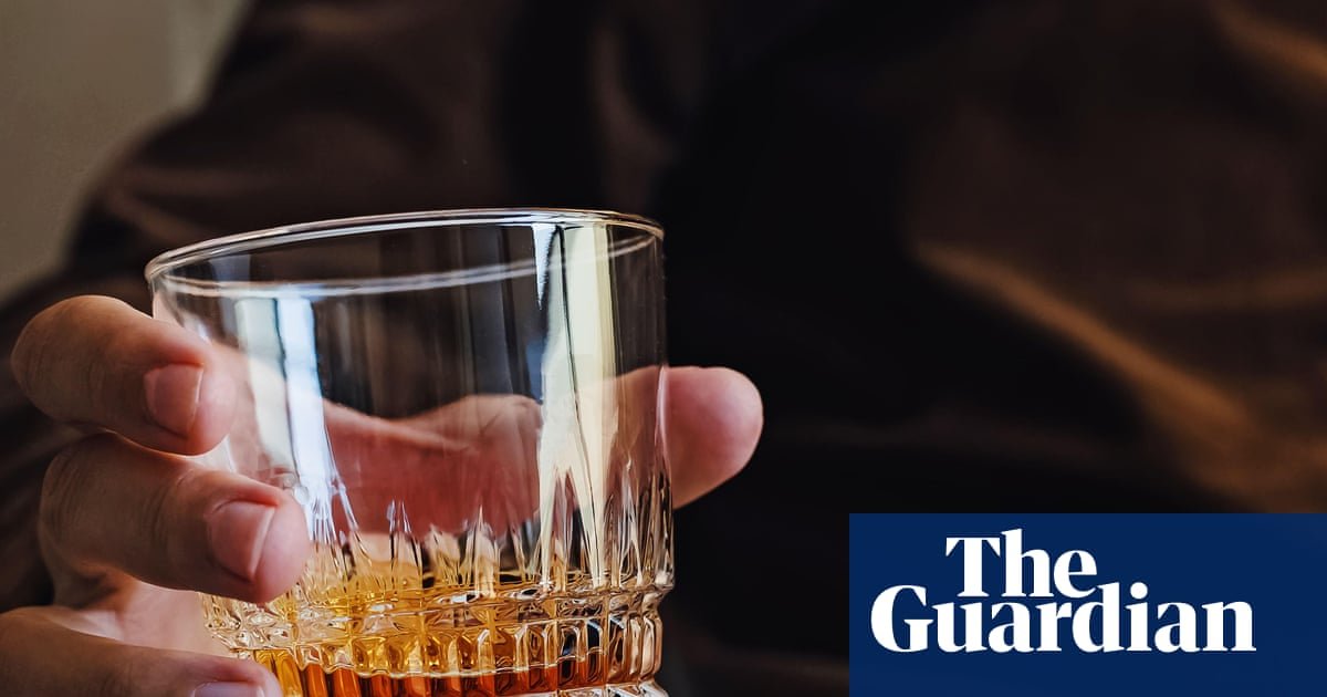 One in 4 UK folks worry a liked one drinks an excessive amount of, survey finds | Alcoholism