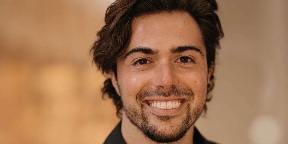 A 25-Yr-Outdated Biohacker Shares His Excessive-Protein Smoothie for Intestine Well being