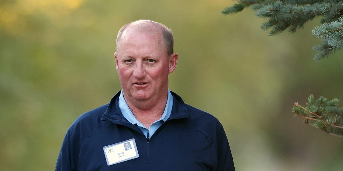 Berkshire Hathaway’s New CEO Has a Increased Wage Than Warren Buffett