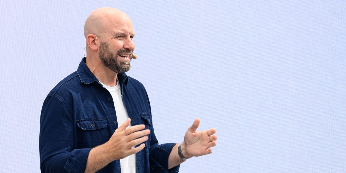 Meta CTO Andrew Bosworth Calls Essential Actuality Labs All-Arms Assembly