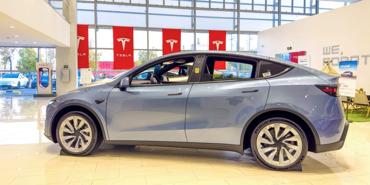 Tesla Earnings Updates: Analysts Eye AI Roadmap With Inventory Down 4% YTD