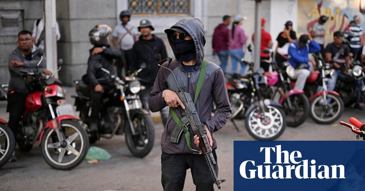 US urges its residents to flee Venezuela amid reviews of paramilitaries | Trump administration US urges its residents to flee Venezuela amid reviews of paramilitaries | Trump administration