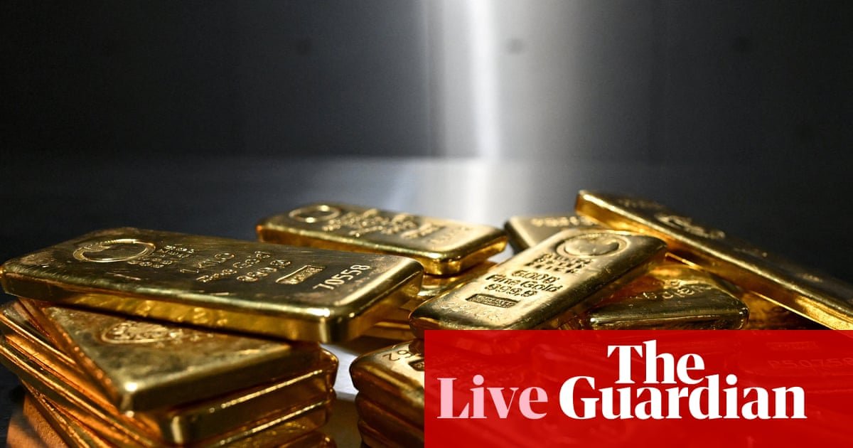 Weak greenback drives gold over ,500 an oz for first time, amid geopolitical and debasement fears – enterprise reside | Enterprise