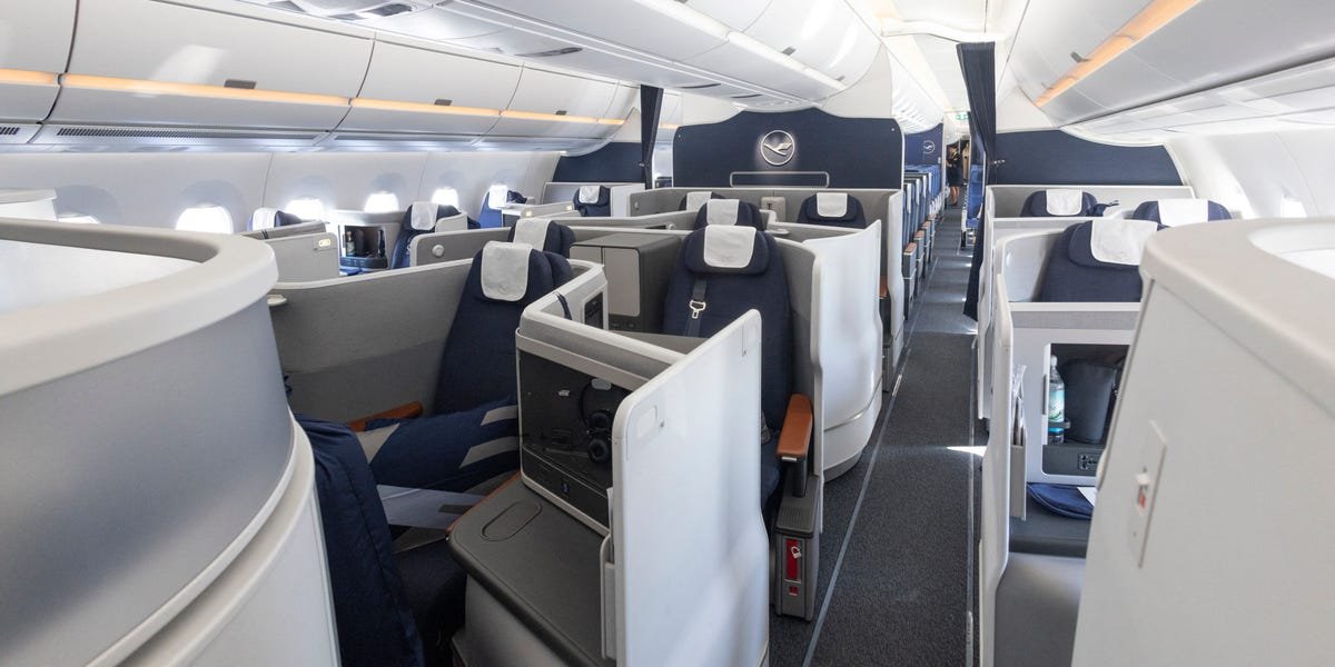 Lufthansa Is Lastly Promoting Its Complicated 787 Enterprise Class Seats