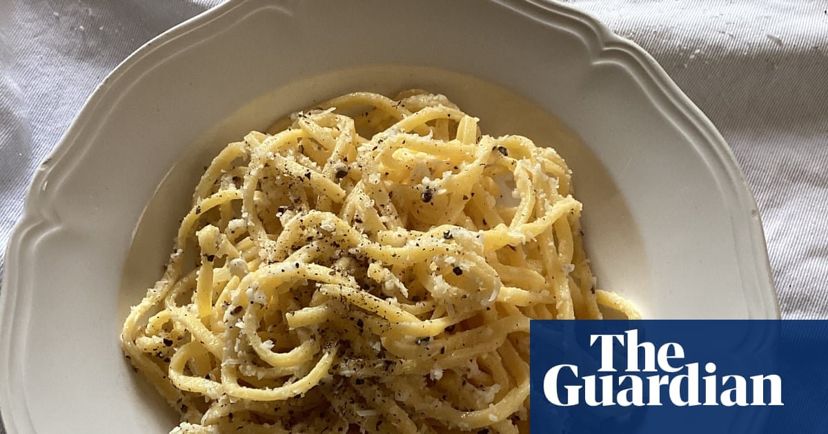 Rachel Roddy’s recipe for cacio e pepe, the old style manner | Meals